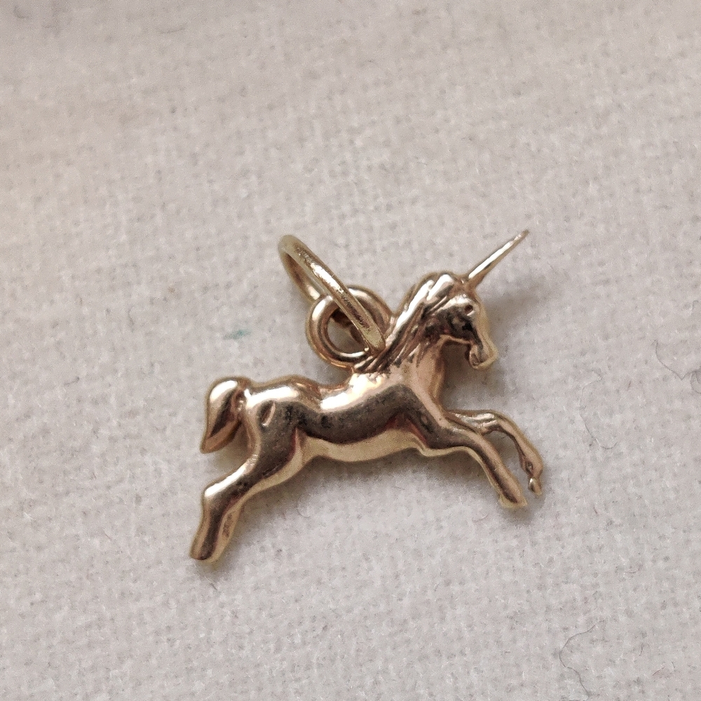 Vintage 14K Yellow Gold Unicorn Charm Pendant